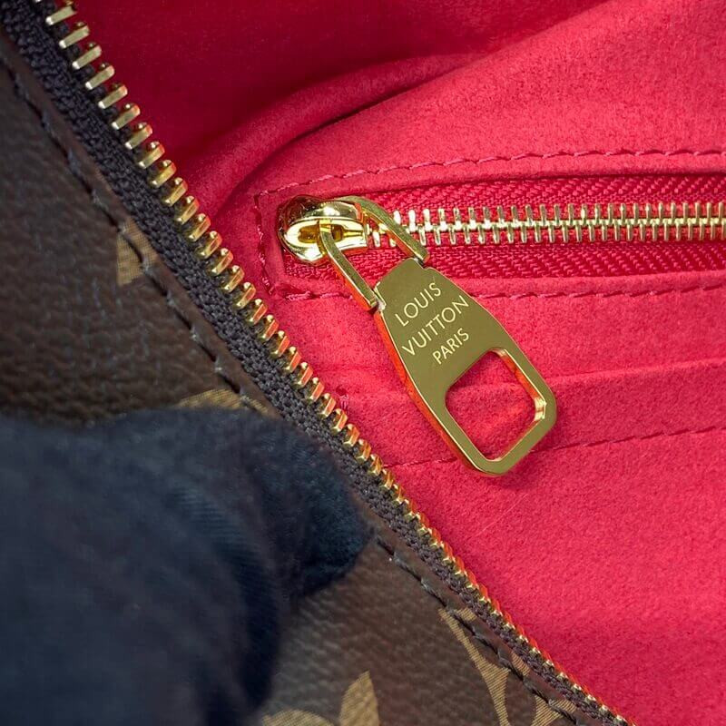 L0vis Vvtt0n Monogram Canvas Slouchy MM M12098