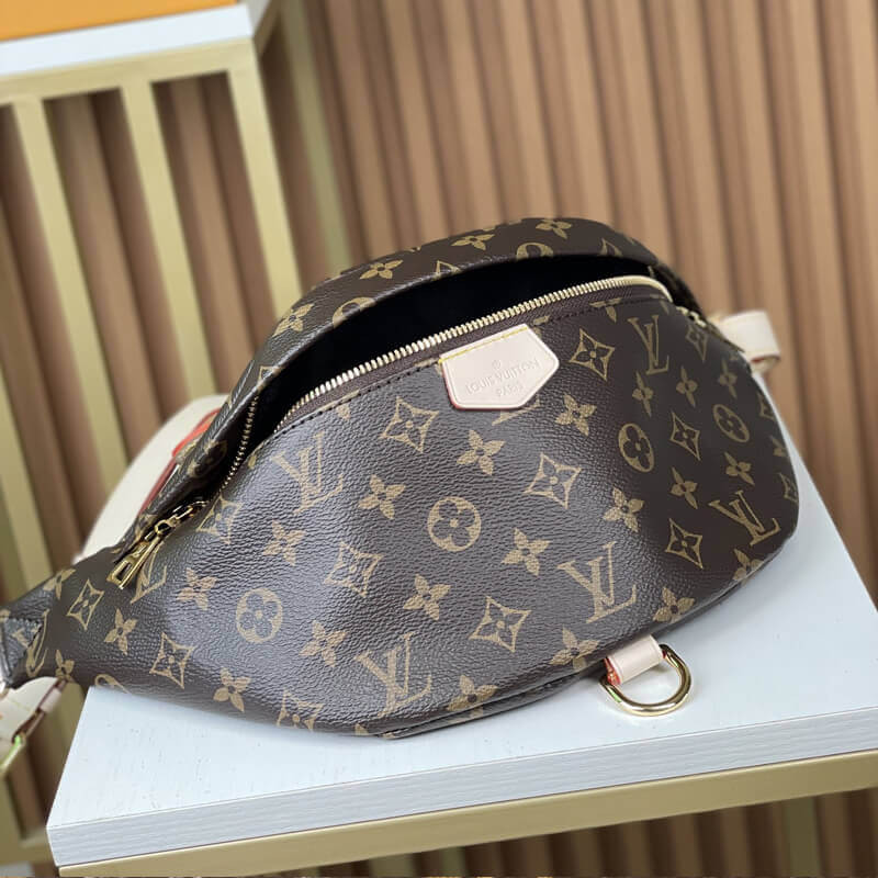 L0vis Vvtt0n Bumbag M43644