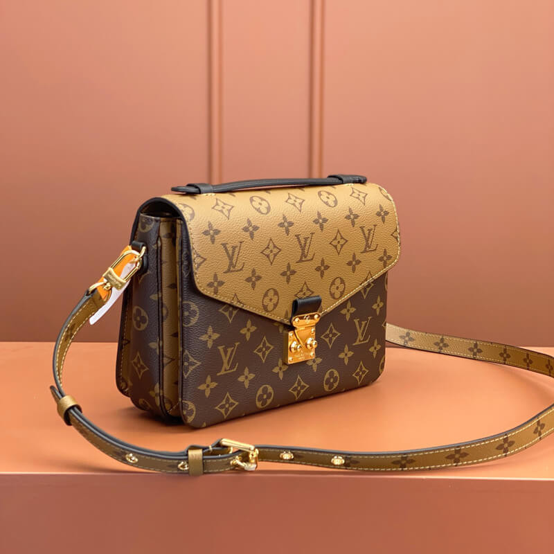 L0vis Vvtt0n M44876 Pochette Métis