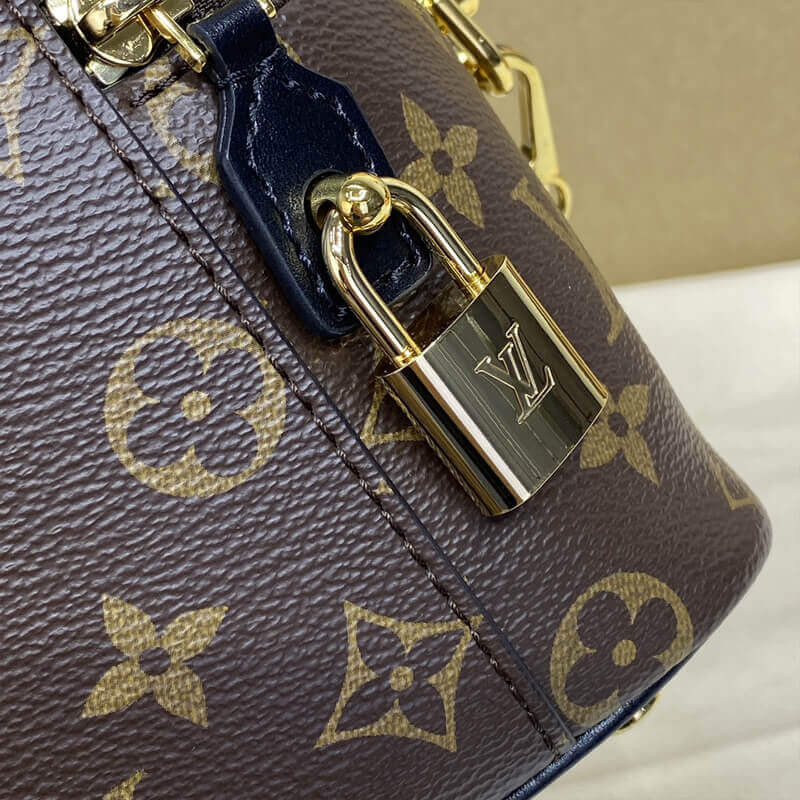 L0vis Vvtt0n Vanity PM M47128