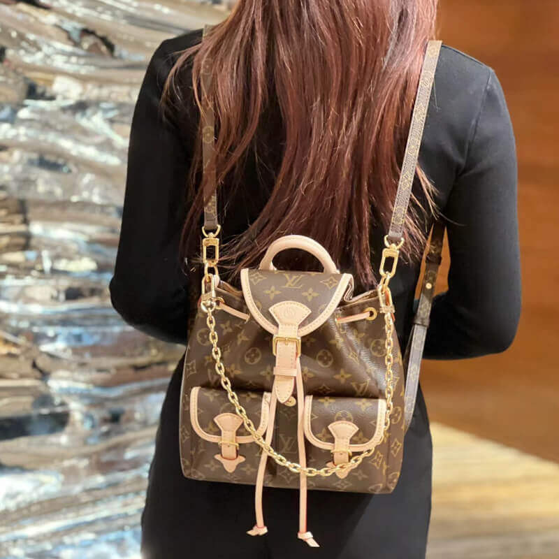 L0vis Vvtt0n Excursion PM M46932