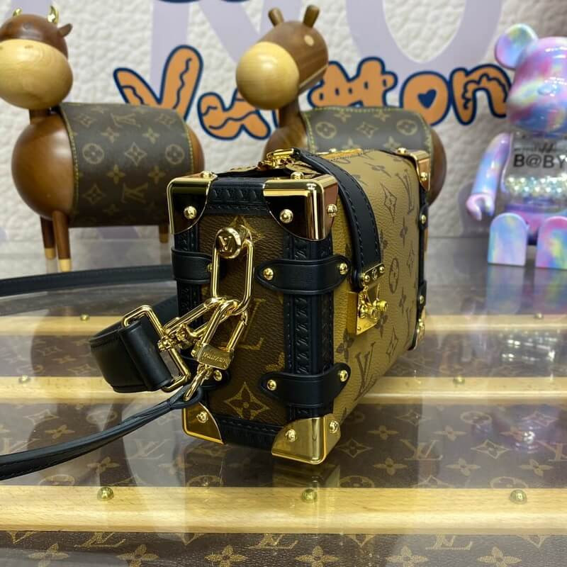 L0vis Vvtt0n M47139 Side Trunk PM