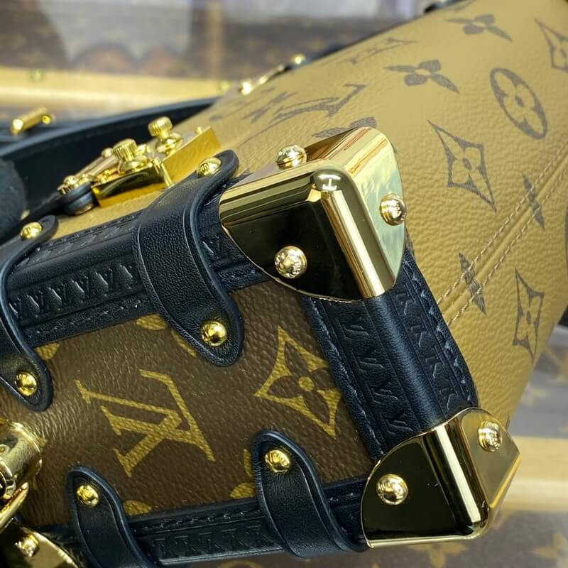 L0vis Vvtt0n M47139 Side Trunk PM