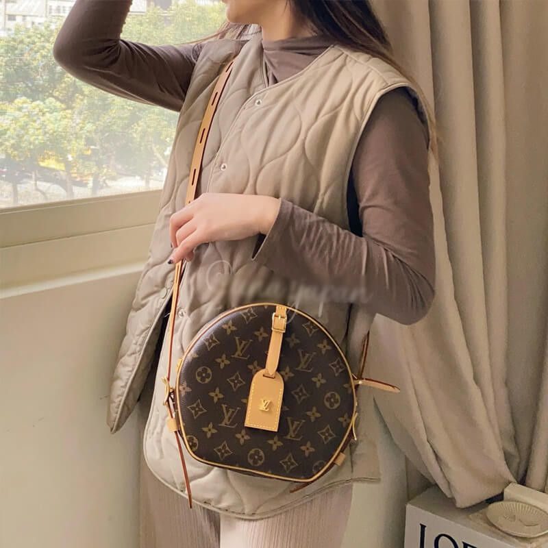 L0vis Vvtt0n Boite Chapeau Souple MM M45647