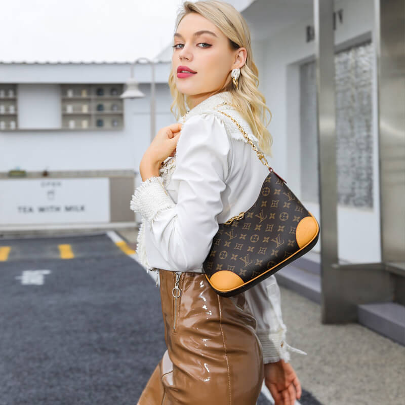 L0vis Vvtt0n M45832 Boulogne