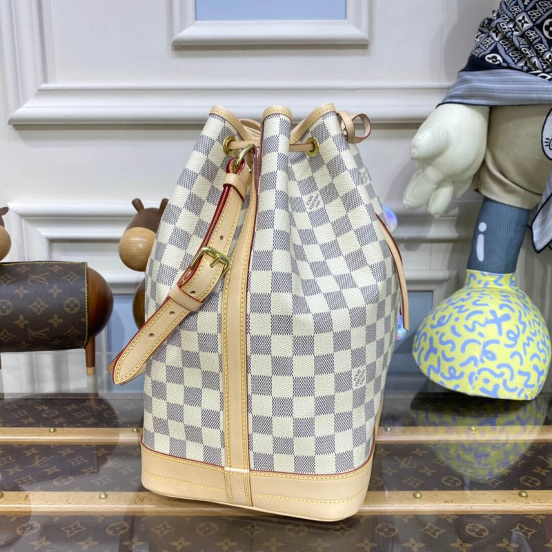 L0vis Vvtt0n Noé N42222