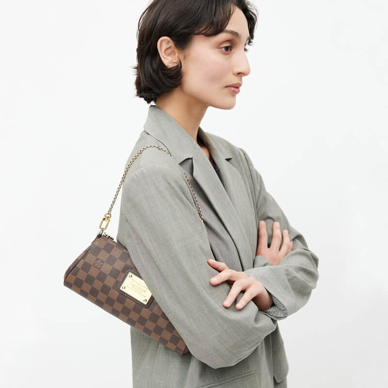 L0vis Vvtt0n Eva Clutch N55213