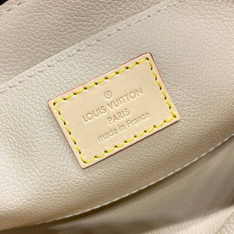 L0vis Vvtt0n Cosmetic Pouch M47515