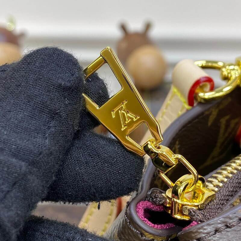 L0vis Vvtt0n Grand Palais M45898