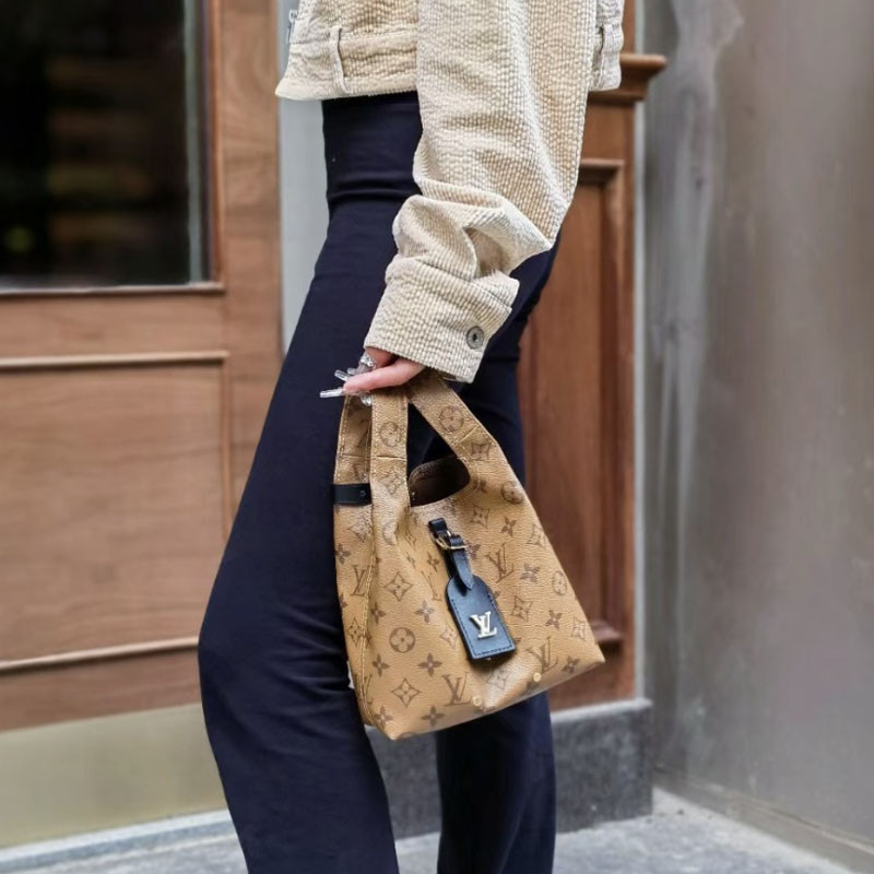 L0vis Vvtt0n M46816 Atlantis BB