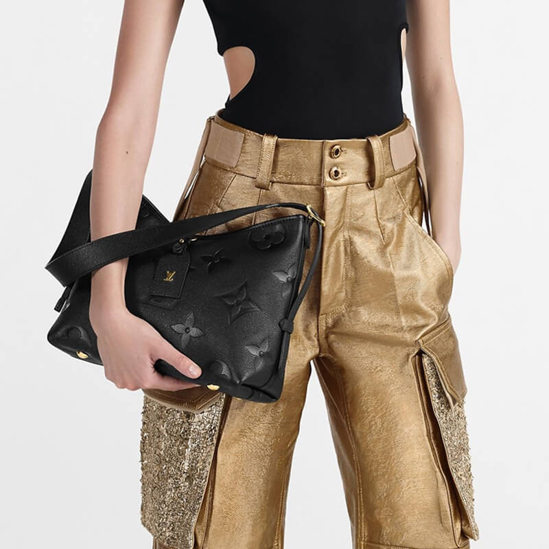 L0vis Vvtt0n M46288 CarryAll PM