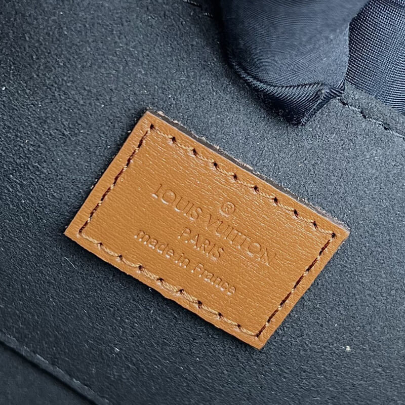 L0vis Vvtt0n M45958 Dauphine MM