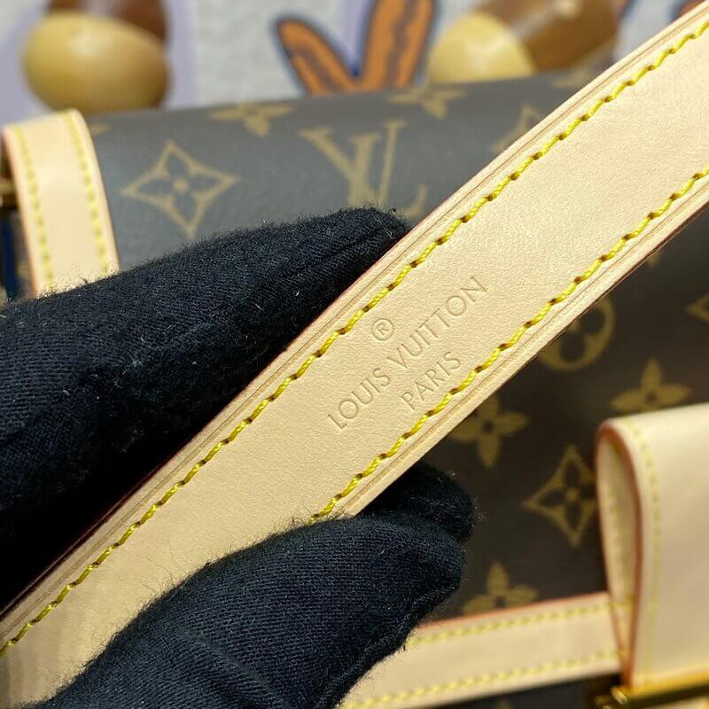 L0vis Vvtt0n M47149 Dauphine Soft GM