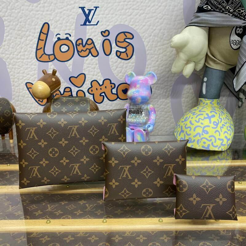 L0vis Vvtt0n Kirigami Pochette M82655