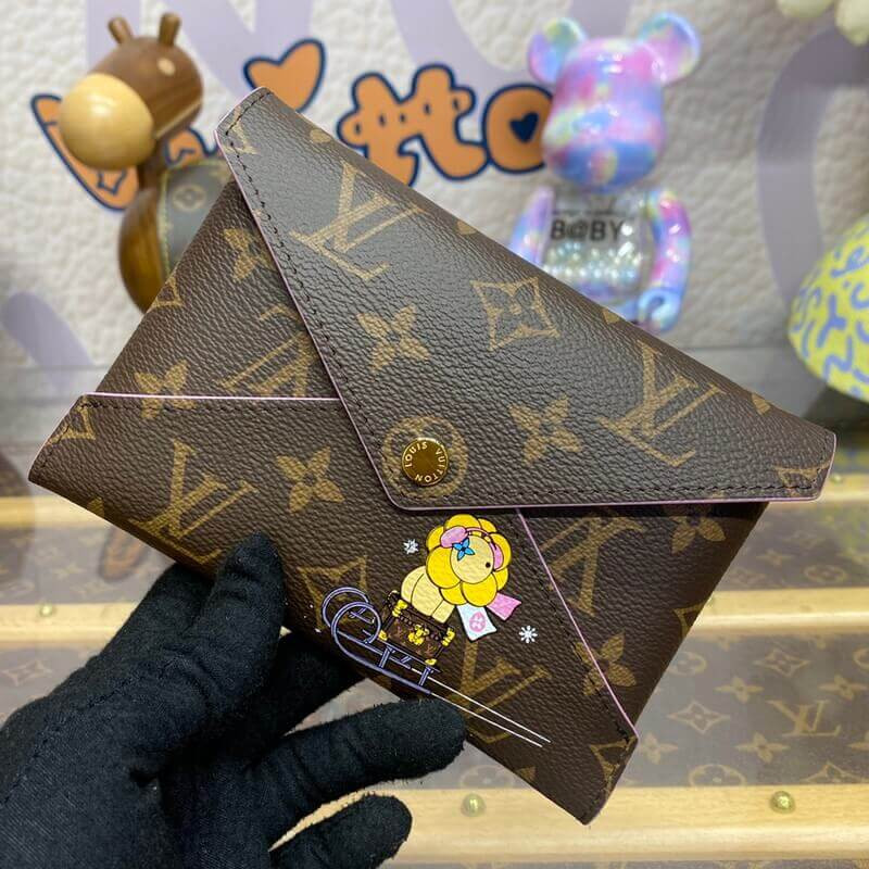 L0vis Vvtt0n Kirigami Pochette M82655