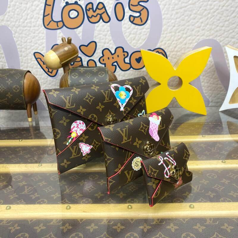 L0vis Vvtt0n Kirigami Pochette M12203