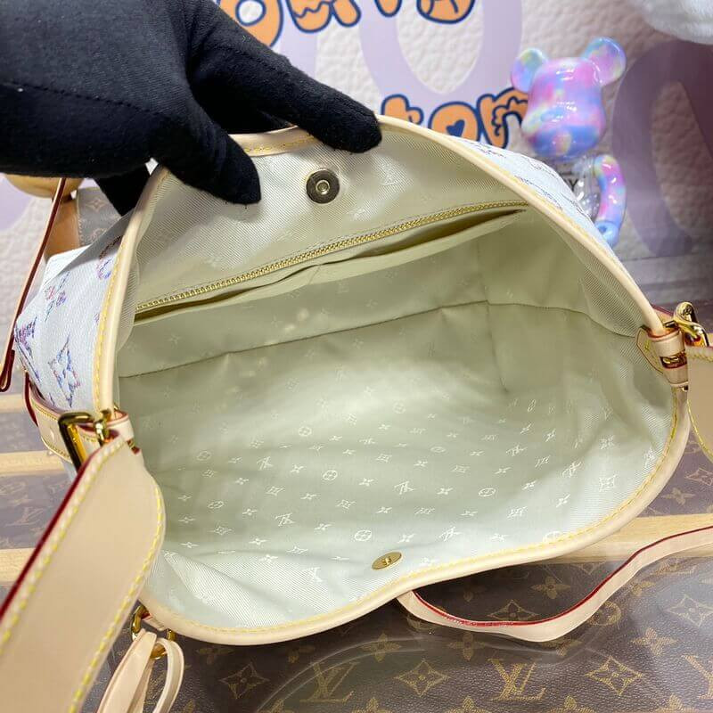 L0vis Vvtt0n CarryAll PM M24707