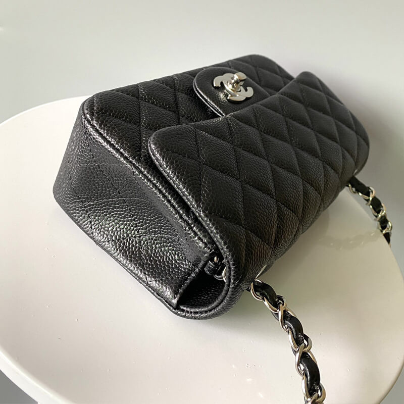 Ch**el Caviar Quilted Mini Flap Bag