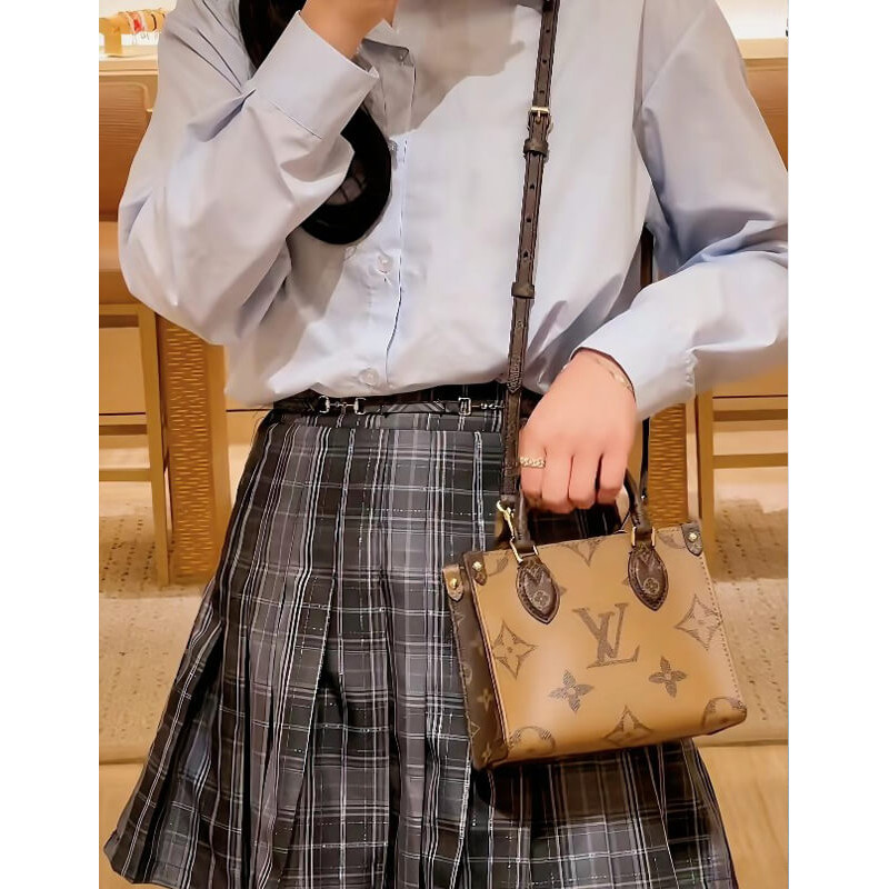 L0vis Vvtt0n OnTheGo BB M46839