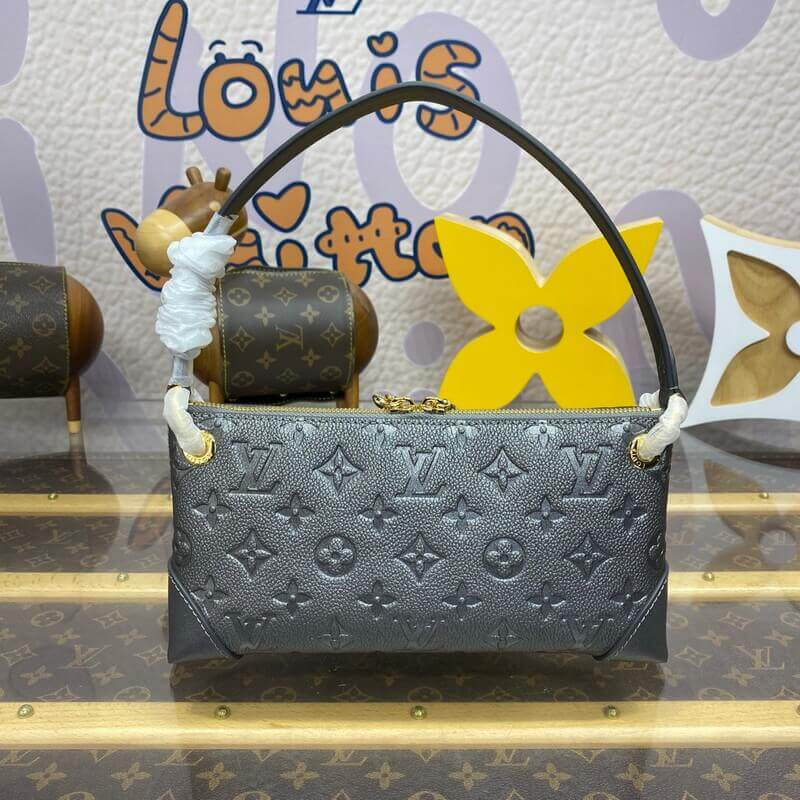 L0vis Vvtt0n Pochette Sèvres M12174