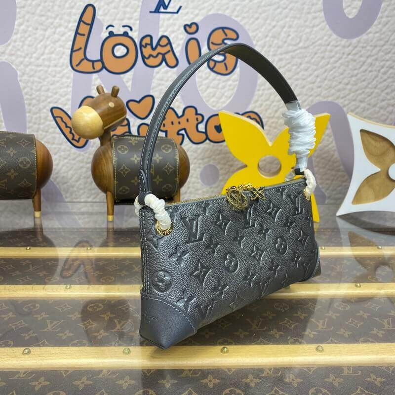 L0vis Vvtt0n Pochette Sèvres M12174