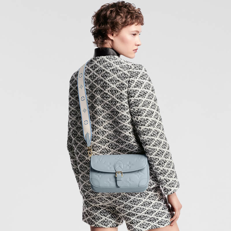 L0vis Vvtt0n Diane M46846 Blue Hour