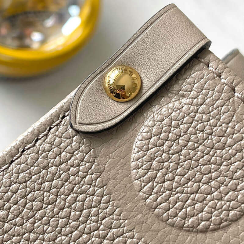 L0vis Vvtt0n OnTheGo MM M45607