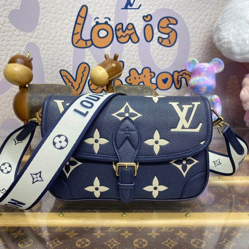 L0vis Vvtt0n Diane M47161 Navy/Crème