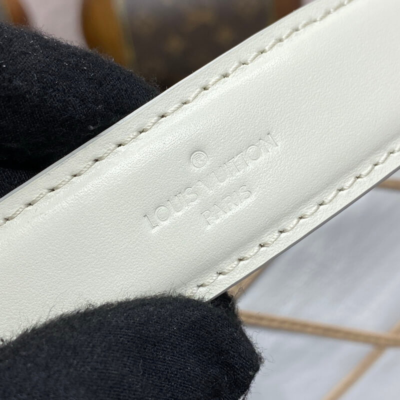 L0vis Vvtt0n Side Trunk PM M25216