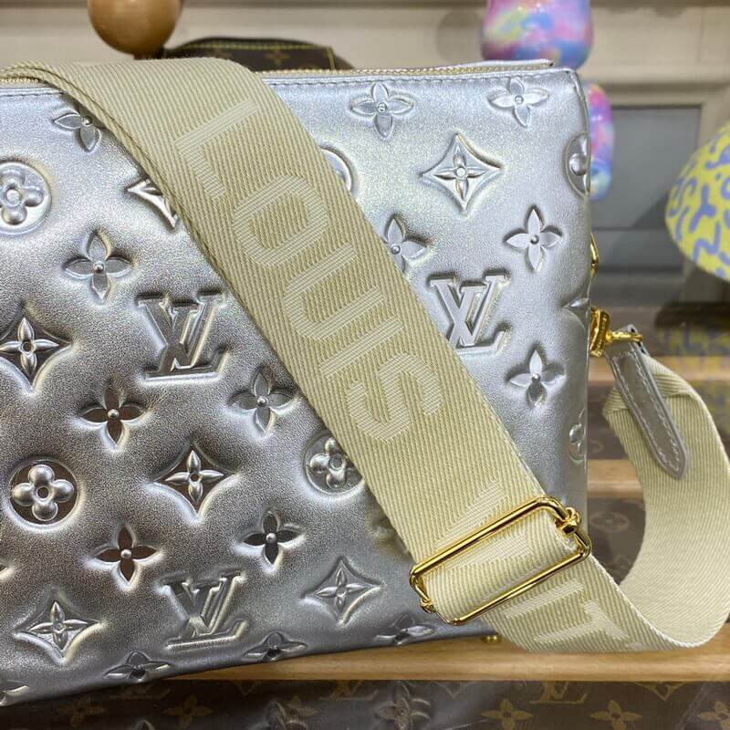 ouis Vvtt0n Coussin PM M21769