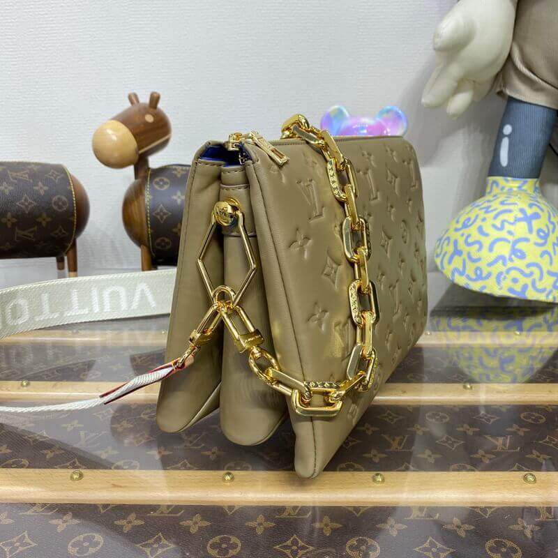 L0vis Vvtt0n Coussin PM M21263