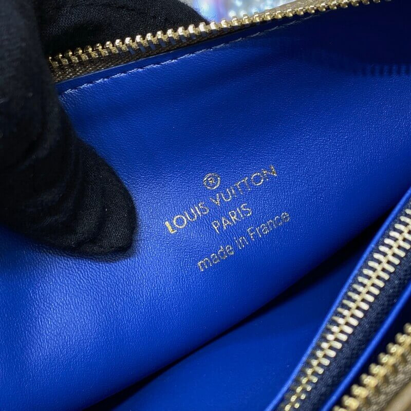 L0vis Vvtt0n Coussin PM M21263