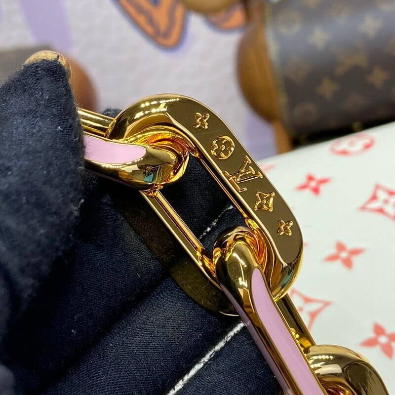 L0vis Vvtt0n Coussin PM M25110