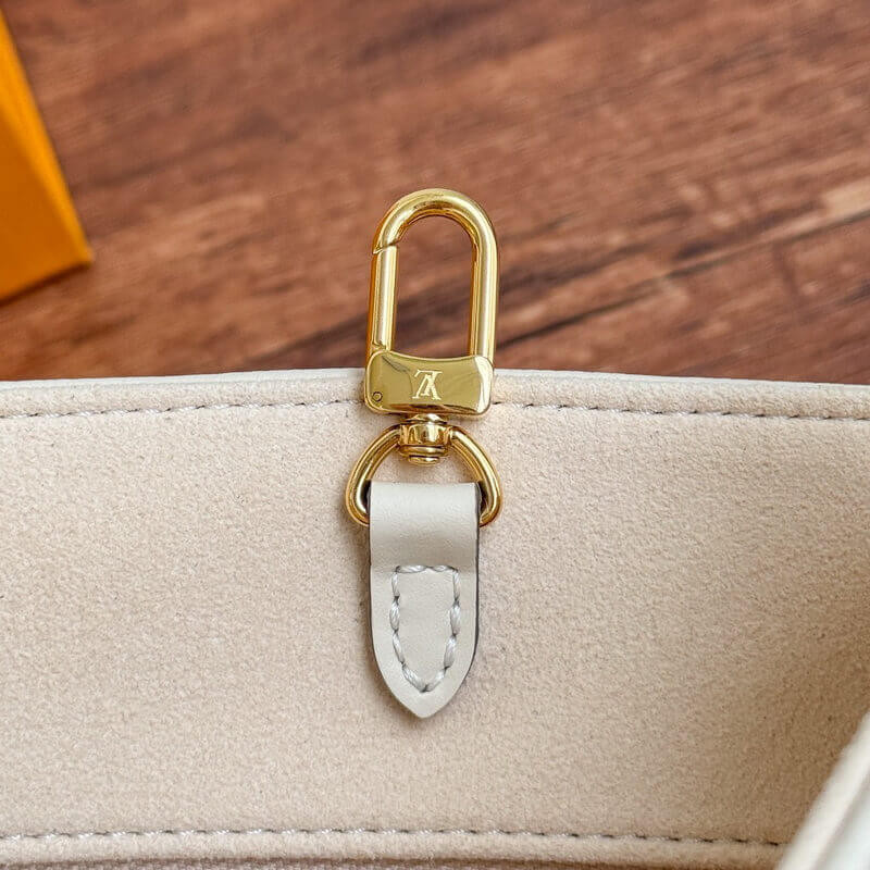 L0vis Vvtt0n OnTheGo PM M46569