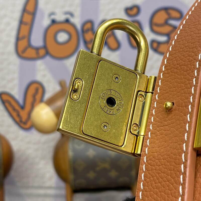 L0vis Vvtt0n Low Key Hobo PM M25354