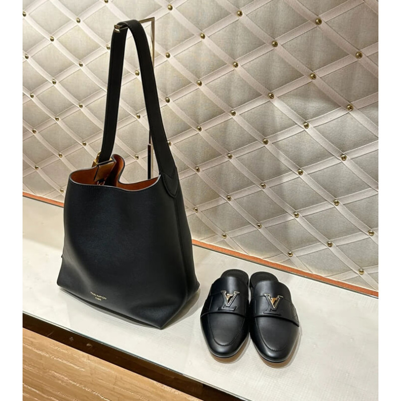 L0vis Vvtt0n Low Key Hobo PM M25352 Black