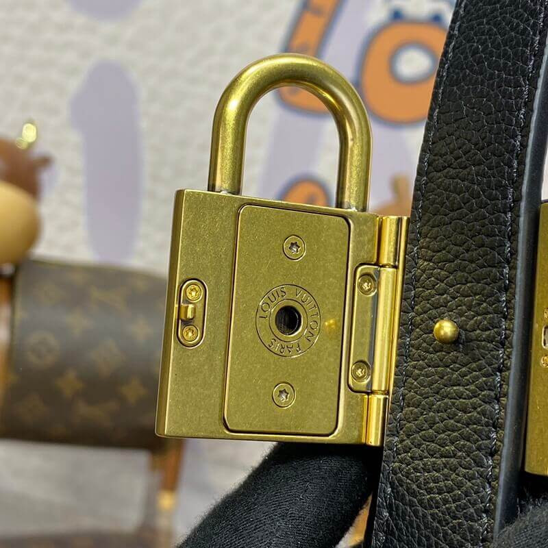 L0vis Vvtt0n Low Key Hobo PM M25352 Black