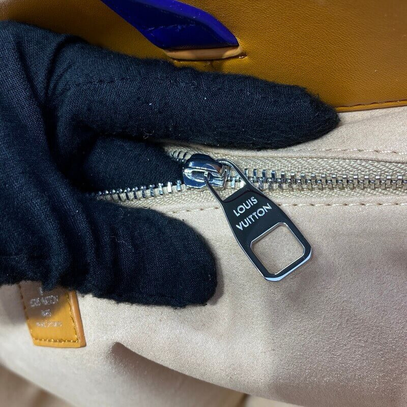 L0vis Vvtt0n Shopper Tote MM M24457