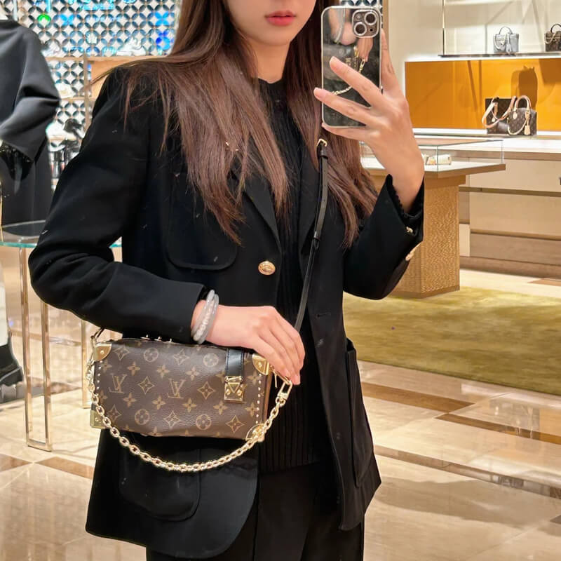 L0vis Vvtt0n Slim Trunk M13147