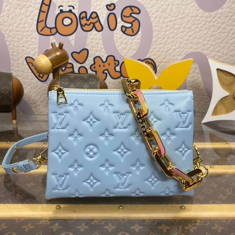 L0vis Vvtt0n Coussin BB M24338