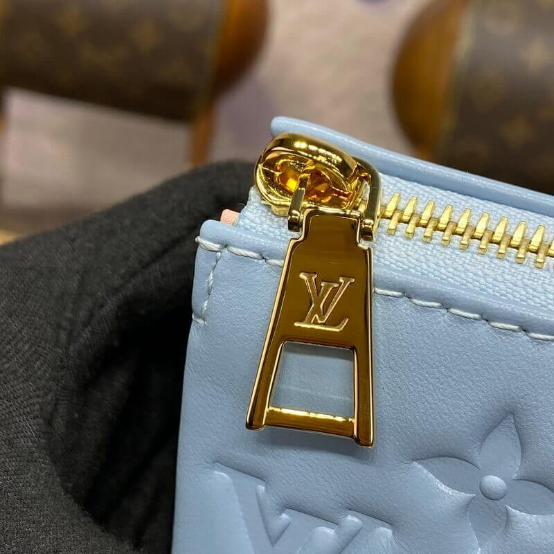 L0vis Vvtt0n Coussin BB M24338