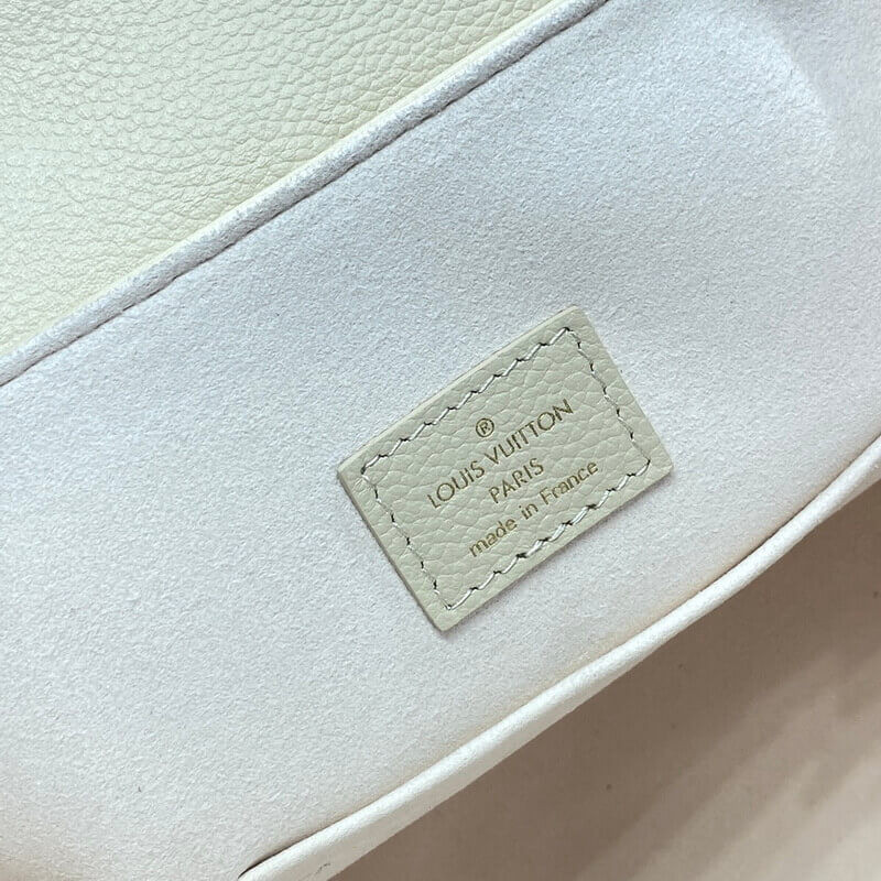 L0vis Vvtt0n Backup Backpack M47106