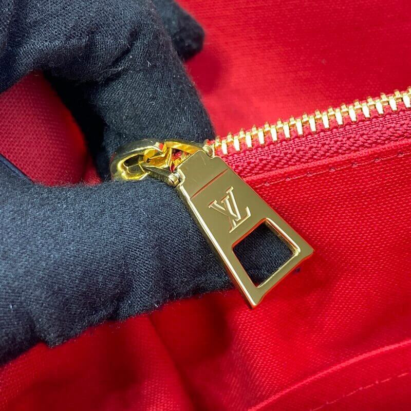 L0vis Vvtt0n OnTheGo Voyage M46823