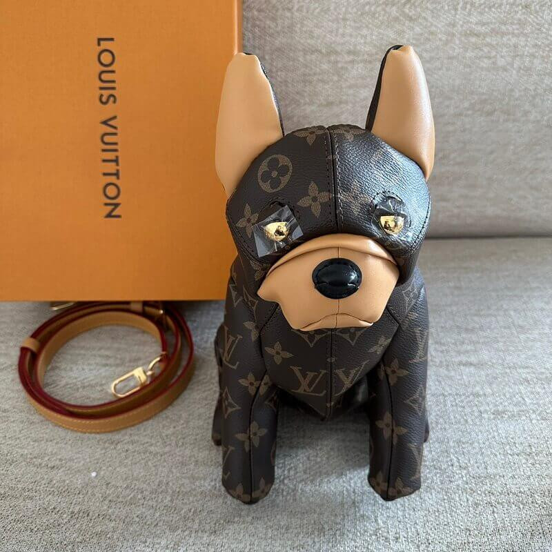 L0vis Vvtt0n Pooch Bag