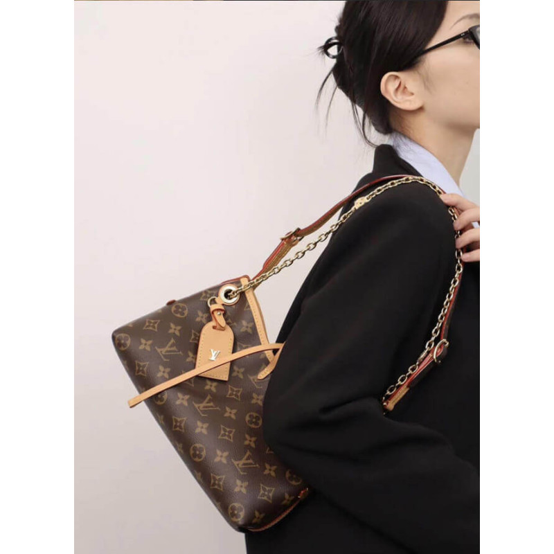 L0vis Vvtt0n CarryAll BB