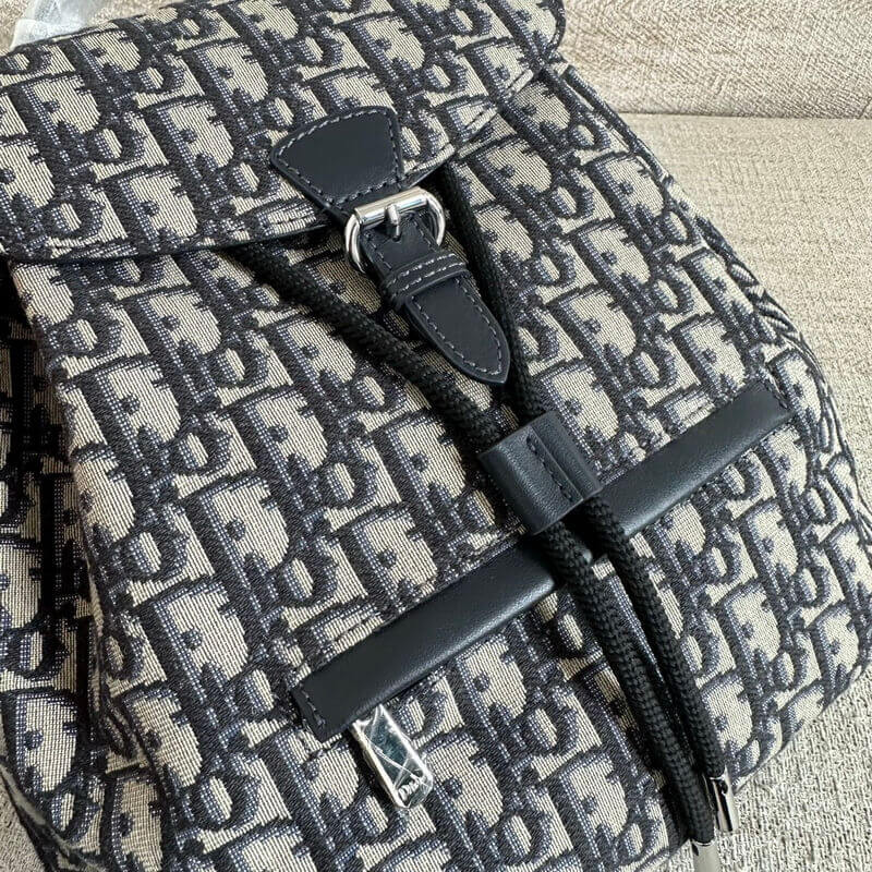 D10r Oblique Jacquard Medium Backpack