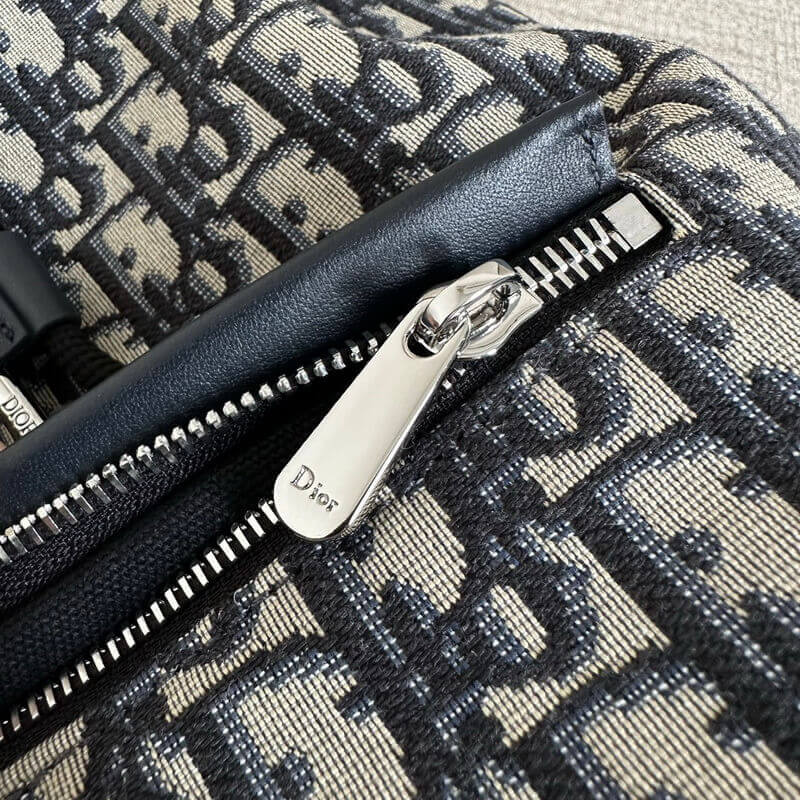 D10r Oblique Jacquard Medium Backpack