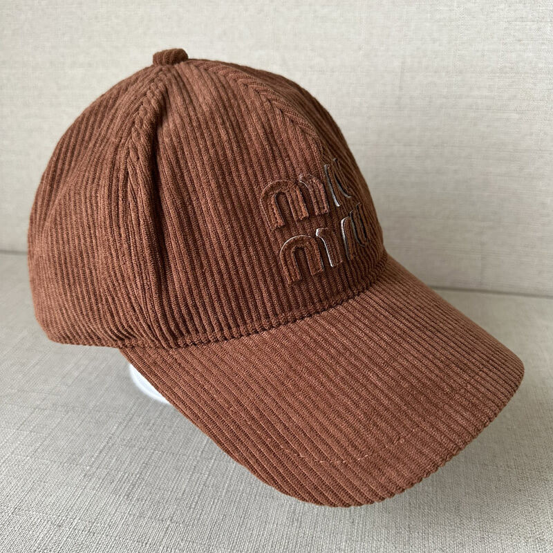 M1um1u Embossed Logo Velvet Hat