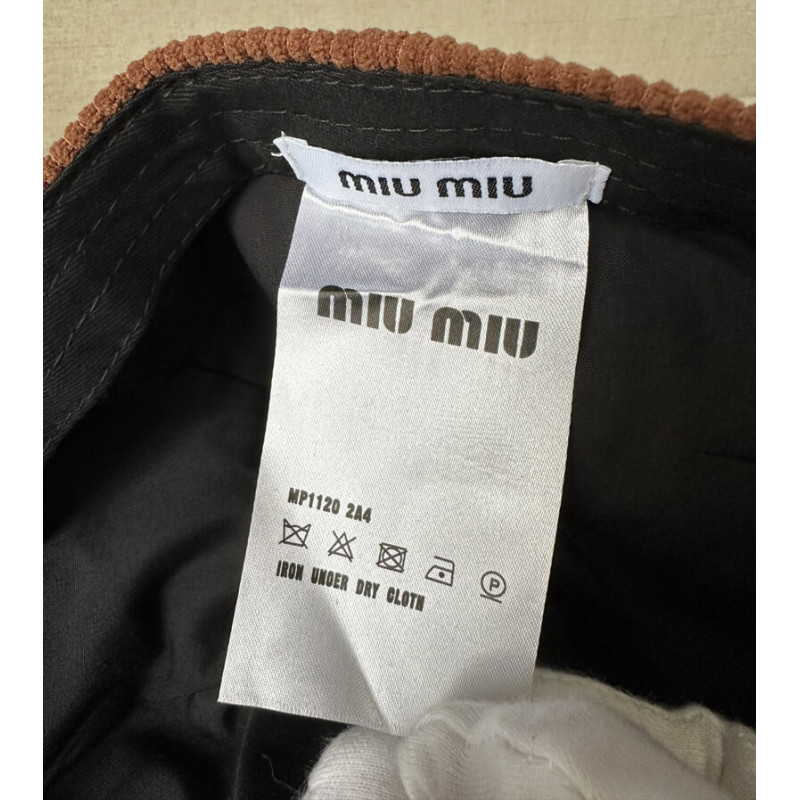 M1um1u Embossed Logo Velvet Hat