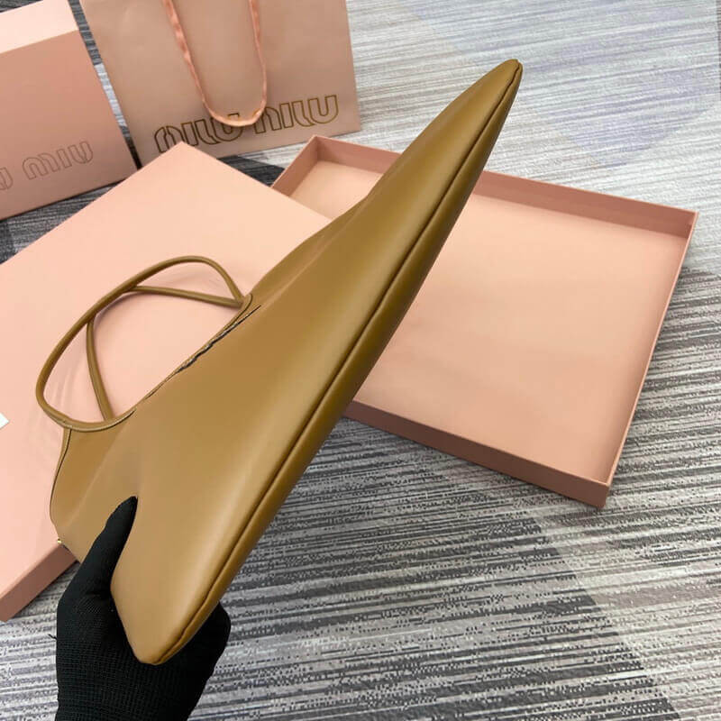 Miu Miu Ivy Leather Tote Bag